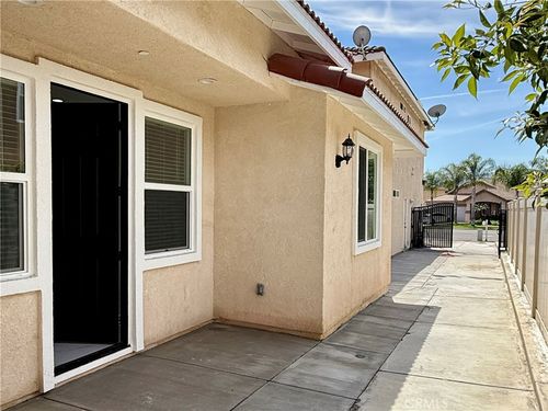 2-2199 Whitman Way, Corona, CA, 92878-5401 | Card Image