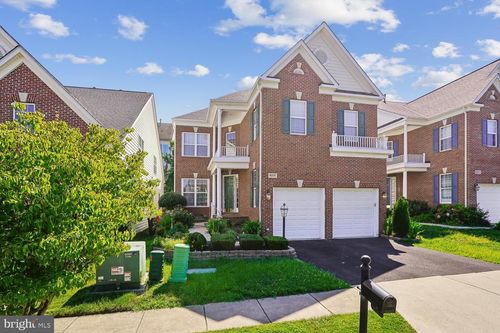 9059 Galvin Ln, LORTON, VA, 22079-2943 | Card Image