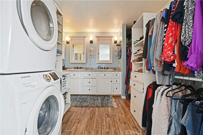 17882 Hallcroft Ln, House other with 4 bedrooms, 3 bathrooms and 6 parking in Huntington Beach CA | Image 20