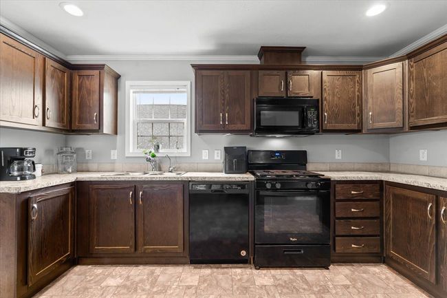 5198 Sheffield Dr, House other with 3 bedrooms, 2 bathrooms and null parking in Holly MI | Image 5
