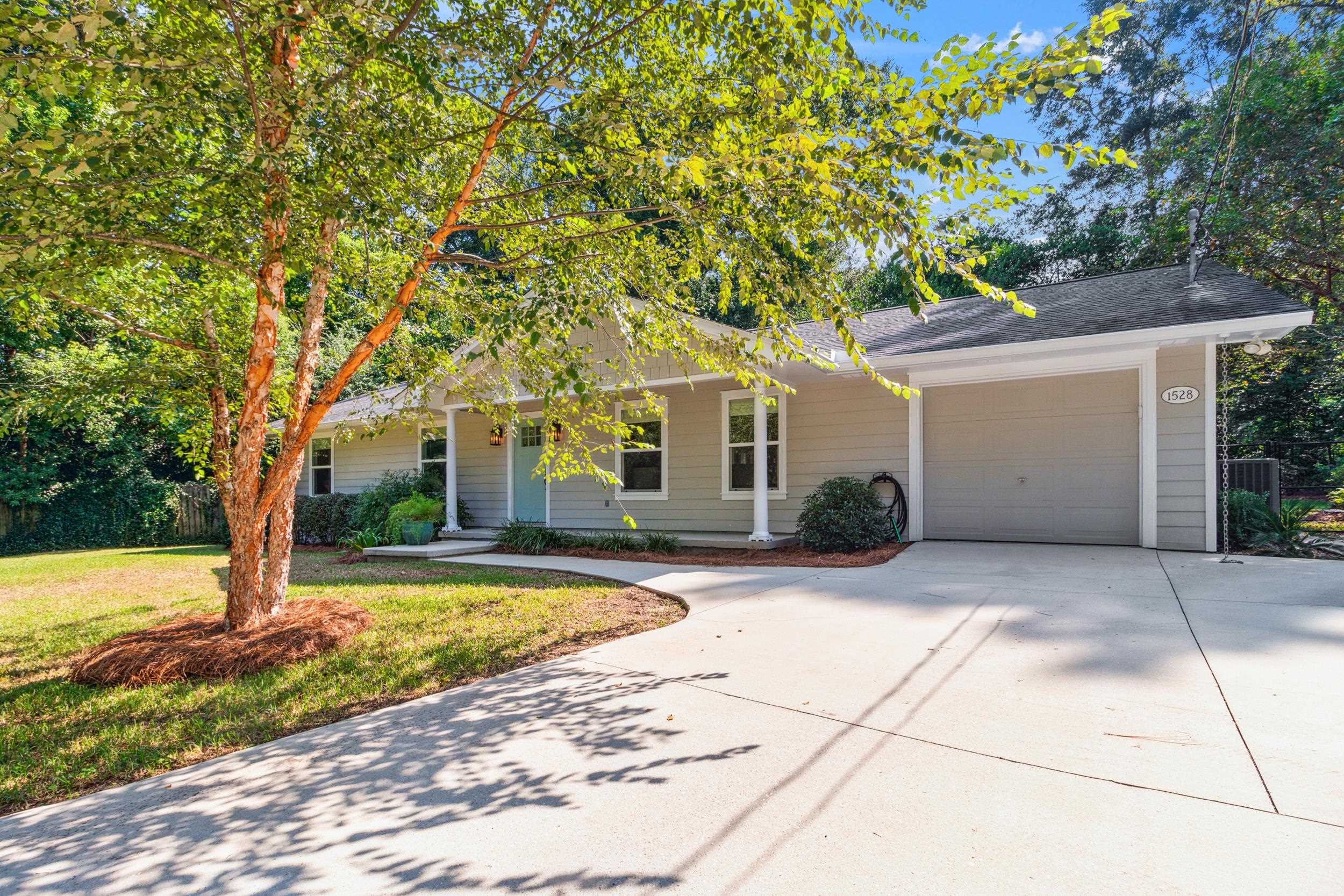 Goodwood Ct, Tallahassee, FL 32308