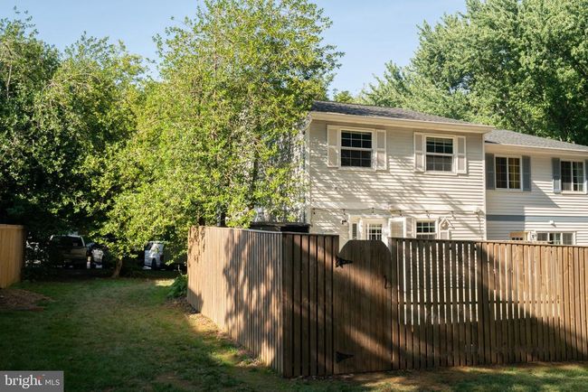 1567 Bennington Woods Ct, Townhouse with 3 bedrooms, 2 bathrooms and null parking in RESTON VA | Image 44