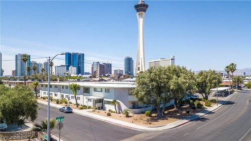 104-1700 Rexford Dr, Las Vegas, NV, 89104-2426 | Card Image