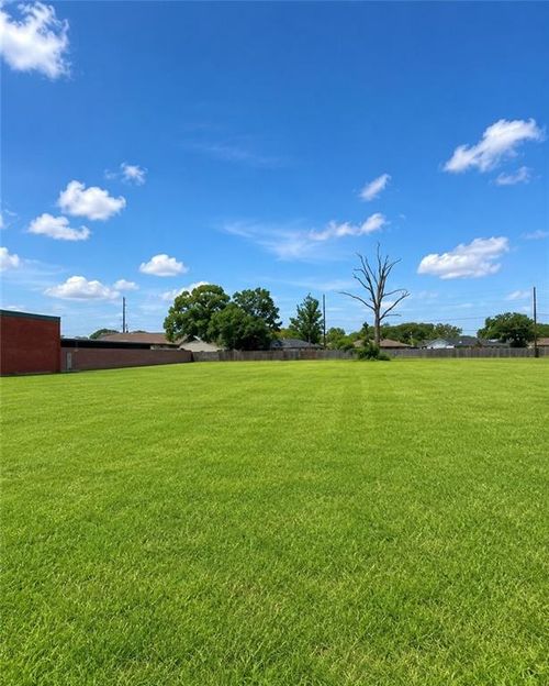 3108 Barataria Blvd, Marrero, LA, 70072-6002 | Card Image
