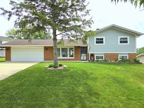 21W105 Flamingo Ln, Lombard, IL, 60148-5239 | Card Image