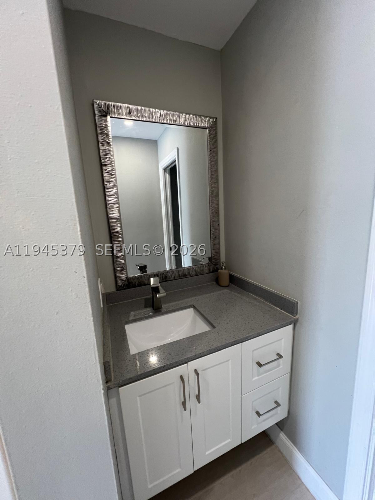 Residential in North Miami Beach 5