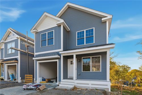 8 Teresa Ann Crossing, West Warwick, RI, 02893 | Card Image