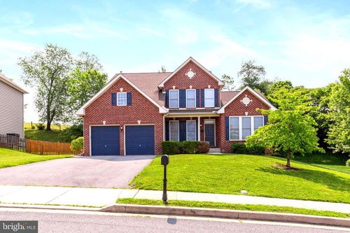 205 Tiger Way, BOONSBORO, MD, 21713-2061 | Card Image