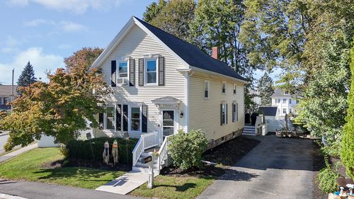 37 Dudley St, North Andover, MA, 01845-3603 | Card Image