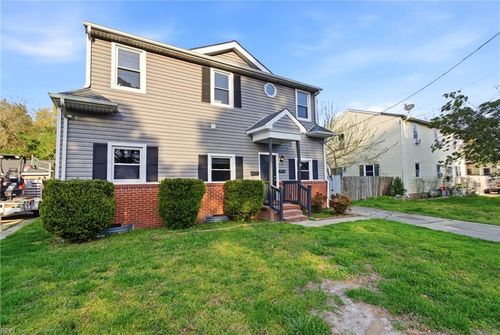 726 Cambridge Ave, Portsmouth, VA, 23707-1303 | Card Image