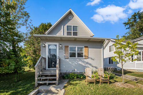 648 Phillips St, South Haven, MI, 49090-1854 | Card Image