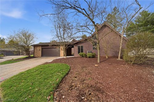 6132 Cedar Ln Nw, Canton, OH, 44708-1156 | Card Image