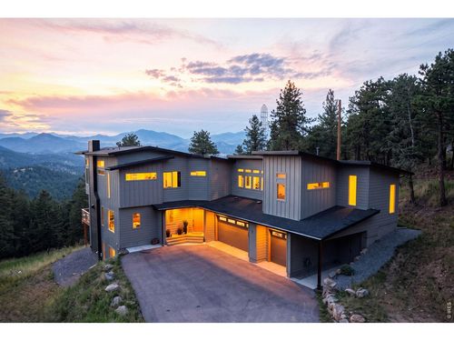 23068 Pinecrest Rd, Golden, CO, 80401-9564 | Card Image