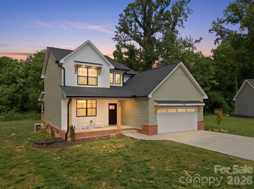 1906 Maius Dr, Conover, NC, 28613-9283 | Card Image