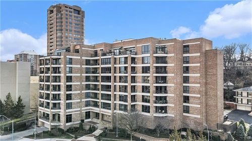 unit-2s-433 Ward Pkwy, Kansas City, MO, 64112-2157 | Card Image