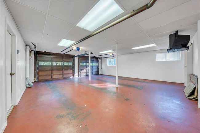 LARGE TWO CAR GARAGE! | Image 77