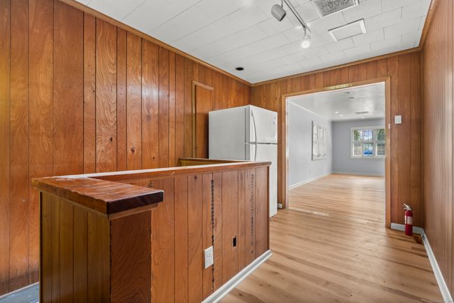 37 Tarinelli Cir, House other with 5 bedrooms, 1 bathrooms and 6 parking in Bridgeport CT | Image 28