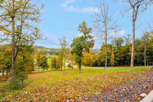 124 Gladstone Cir, Morgantown, WV, 26508-1174 | Card Image