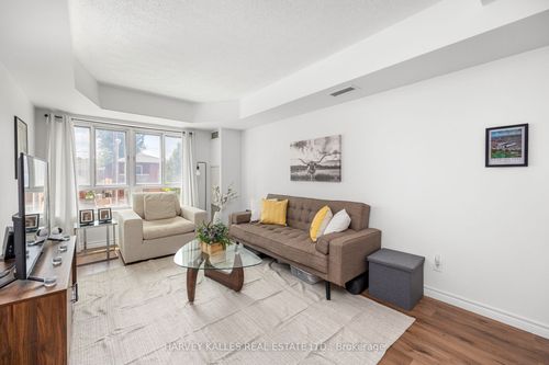 212-15 Maplewood Ave, York, ON, M6C4B4 | Card Image