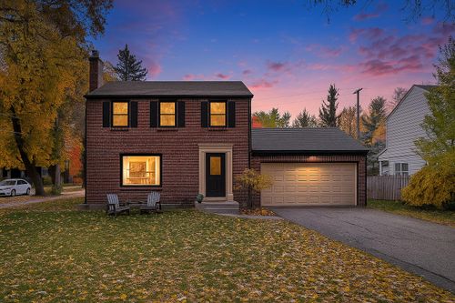 2324 Estelle Dr Se, East Grand Rapids, MI, 49506-4114 | Card Image