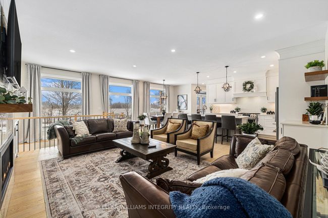 308 Autumn Meadow Way, House other with 3 bedrooms, 3 bathrooms and 6 parking in Manotick - Kars - Rideau Twp and Area ON | Image 5