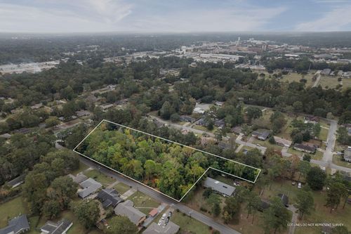 3208 Rosewood Dr, Hattiesburg, MS, 39401-4516 | Card Image