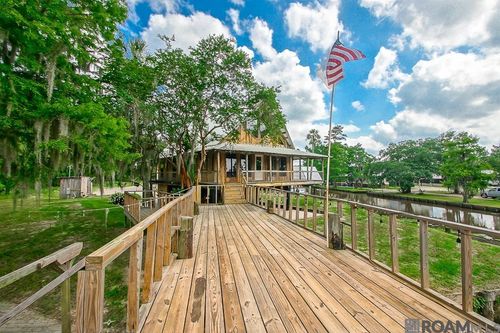 13195 Perch St, Maurepas, LA, 70449-5604 | Card Image