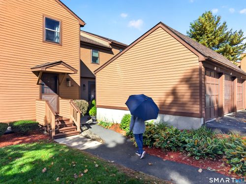 62-62 Cedar Knolls Dr, Branford, CT, 06405-6008 | Card Image