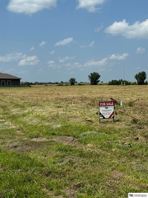 Corner of N West St, Valley, NE, 68064 | Card Image