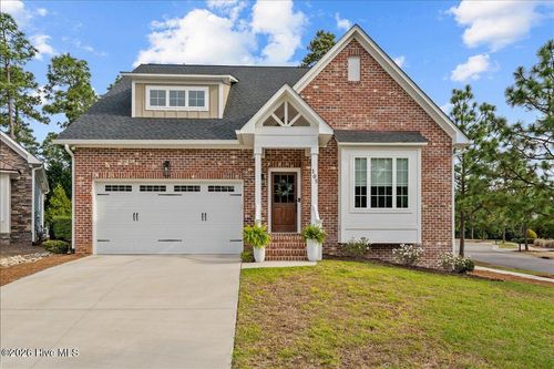 105 Sundew Ct, Southern Pines, NC, 28387-6659 | Card Image