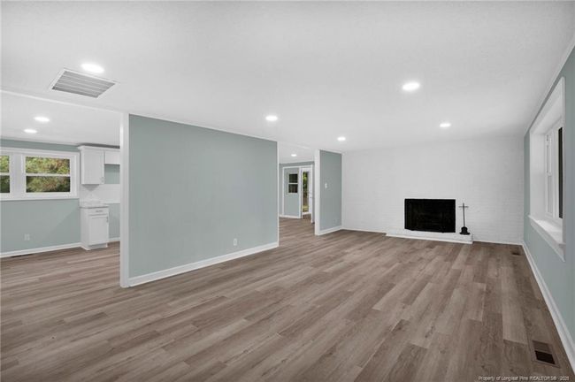 Photo 6 | Image 6