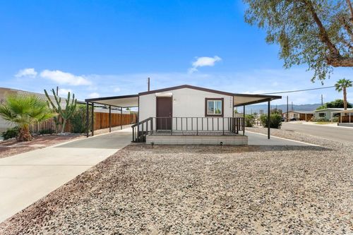 32520 Westchester Dr, Thousand Palms, CA, 92276 | Card Image