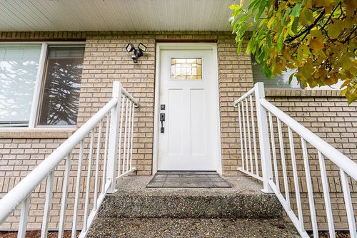 21355 Old Yale Rd, Langley, BC, V3A4M6 | Card Image