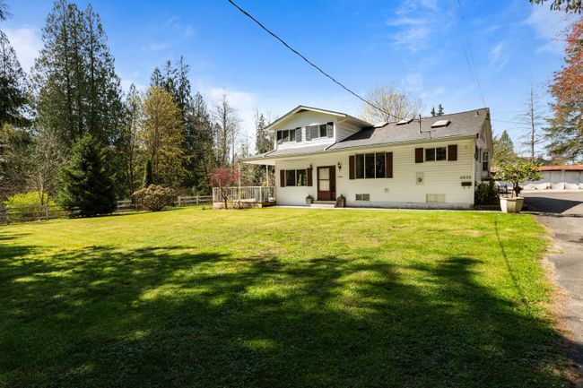 11633 256 Street, House other with 4 bedrooms, 2 bathrooms and 6 parking in Maple Ridge BC | Image 1