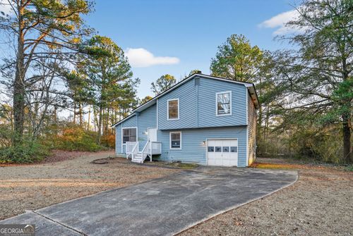 3520 Valley Chase Ct, Lithonia, GA, 30038-2758 | Card Image