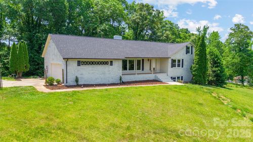 2004 Fountain Ln, Stanley, NC, 28164-6734 | Card Image