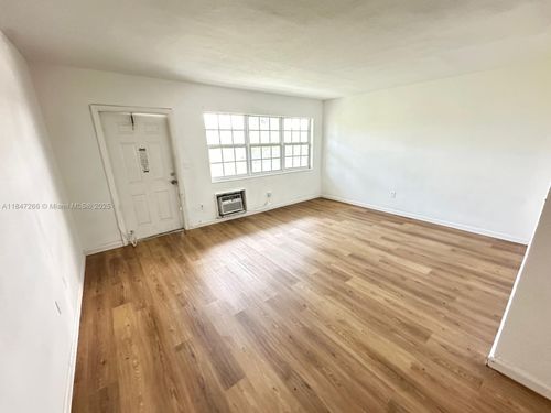 apt-215a-1471 Ne 170th St, North Miami Beach, FL, 33162-2889 | Card Image