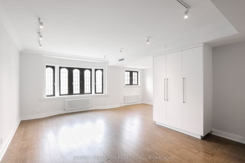 304-2 Clarendon Ave, Toronto, ON, M4V1H9 | Card Image