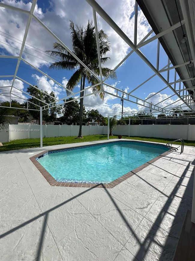 4901 Washington St, House other with 3 bedrooms, 3 bathrooms and null parking in Hollywood FL | Image 6