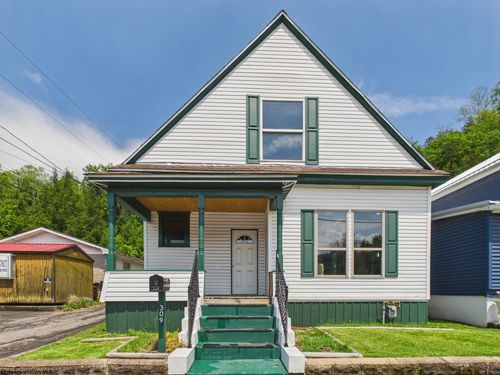 309 E Main St, Mannington, WV, 26582-1160 | Card Image