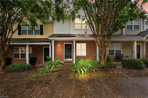 16 Raelans Cir, Greensboro, NC, 27407-6463 | Card Image