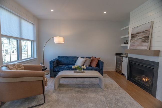 3 - 3 Potter St, Condo with 4 bedrooms, 5 bathrooms and 2 parking in Newton MA | Image 5