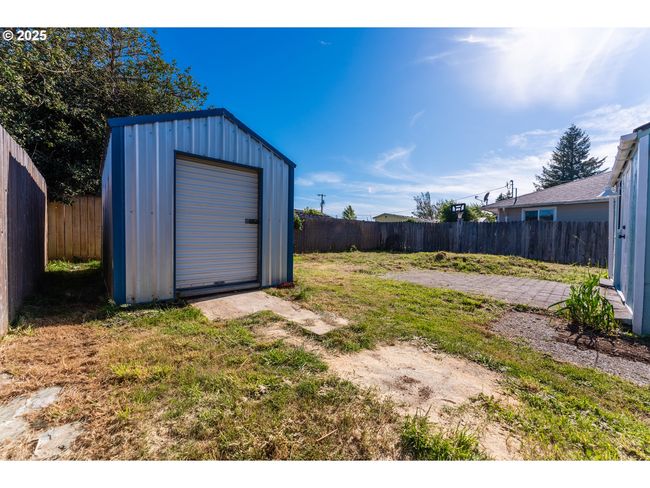 1636 Maple St, House other with 2 bedrooms, 1 bathrooms and null parking in Myrtle Point OR | Image 8