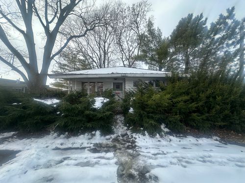 515 S Market St, Hoopeston, IL, 60942-1642 | Card Image