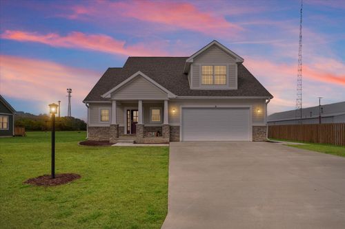 6 Foxtrot Lane, Monticello, IL, 61856 | Card Image