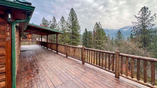 719 Viewpoint Rd, Ahsahka, ID, 83520-5014 | Card Image