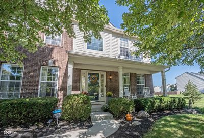 11831 Wedgeport Lane, House other with 4 bedrooms, 2 bathrooms and null parking in Fishers IN | Image 2