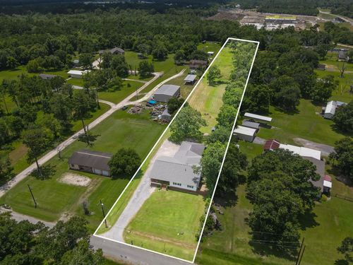 9633 Gilbert Rd, Beaumont, TX, 77705-8875 | Card Image