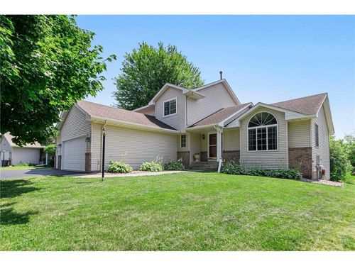 18635 Explorer Way, Farmington, MN, 55024-7025 | Card Image