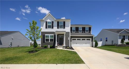 2741 Bishop Oval, Barberton, OH, 44203-3907 | Card Image